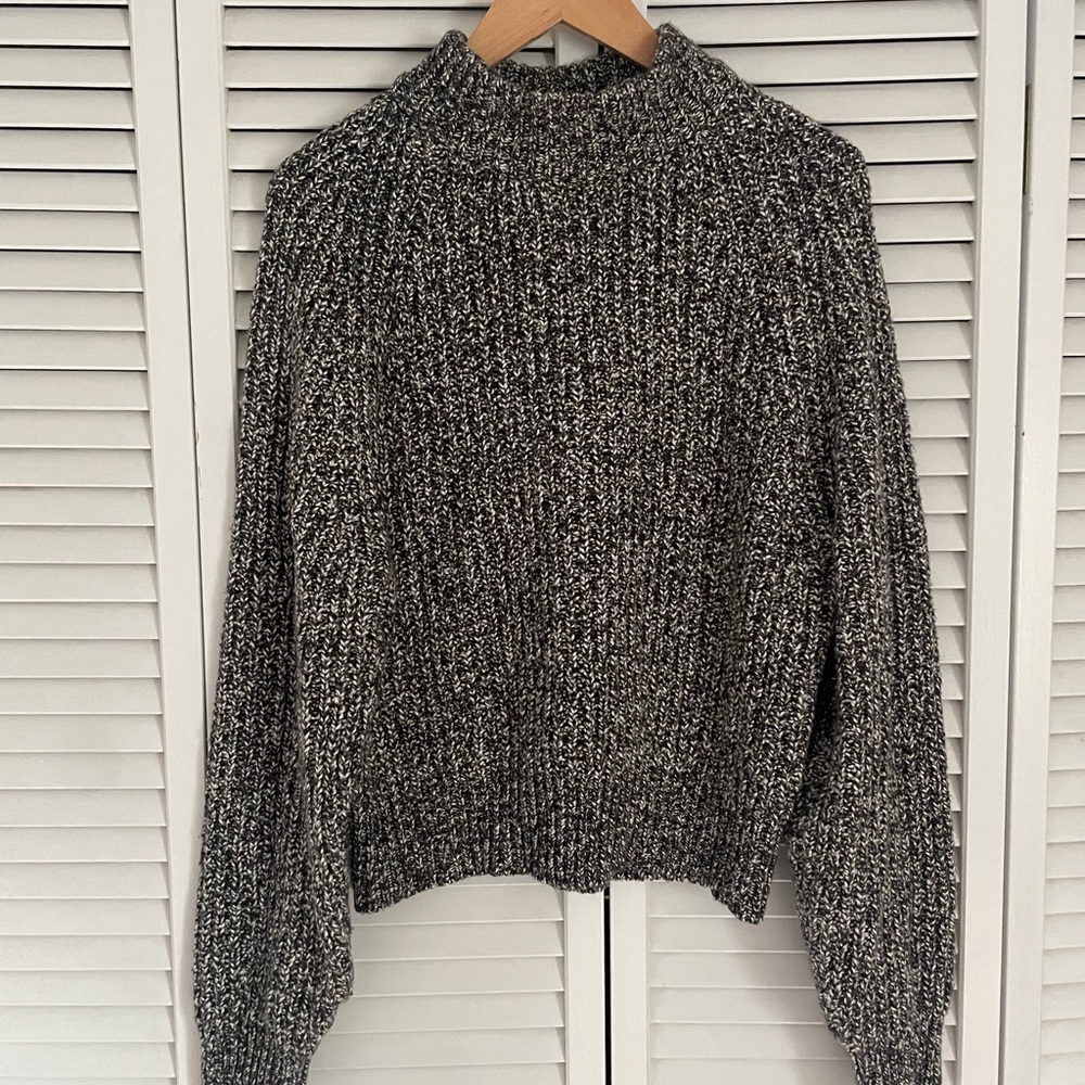 Sweater L